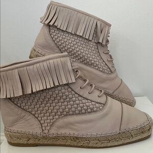 NWOT Isa Tapia Leather Fringe Lace-Up Ankle Boots